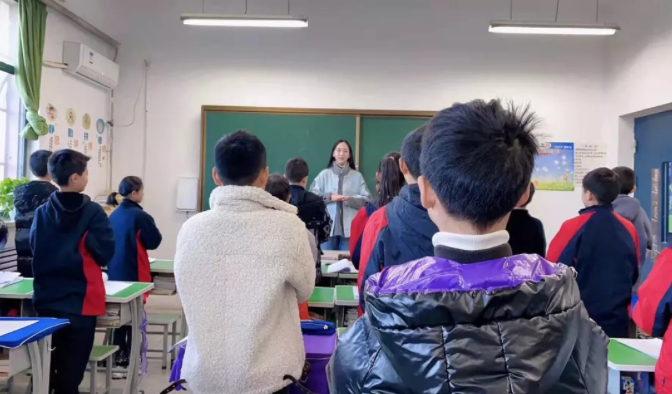 小學(xué)部丨與經(jīng)典相伴，與圣賢同行— 古詩(shī)文誦讀展示