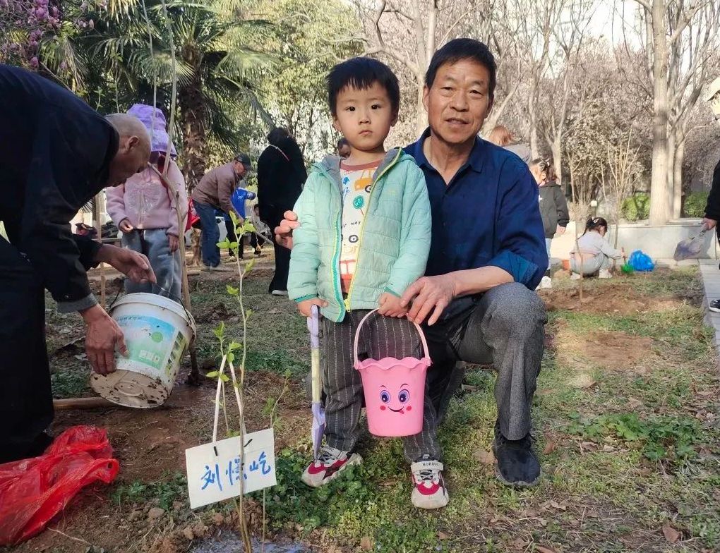 種一個(gè)夢(mèng)想，在春天里成長(zhǎng)——復(fù)興幼兒園植樹(shù)節(jié)活動(dòng)